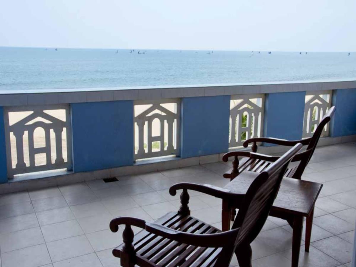 The Reef Beach Hotel 尼甘布 外观 照片
